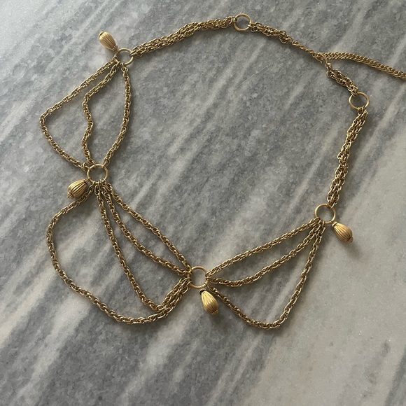 COPY - Best 1960s gold toned chain belt mod substantial perfect for holidays - Picture 7 of 17
